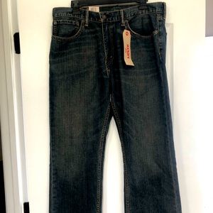 Men’s Levi’s 34/30 relaxed fit.  New with tags.  From smoke free home